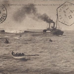 Sortie d'un Vapeur à la Barre de l'Adour BR 4440