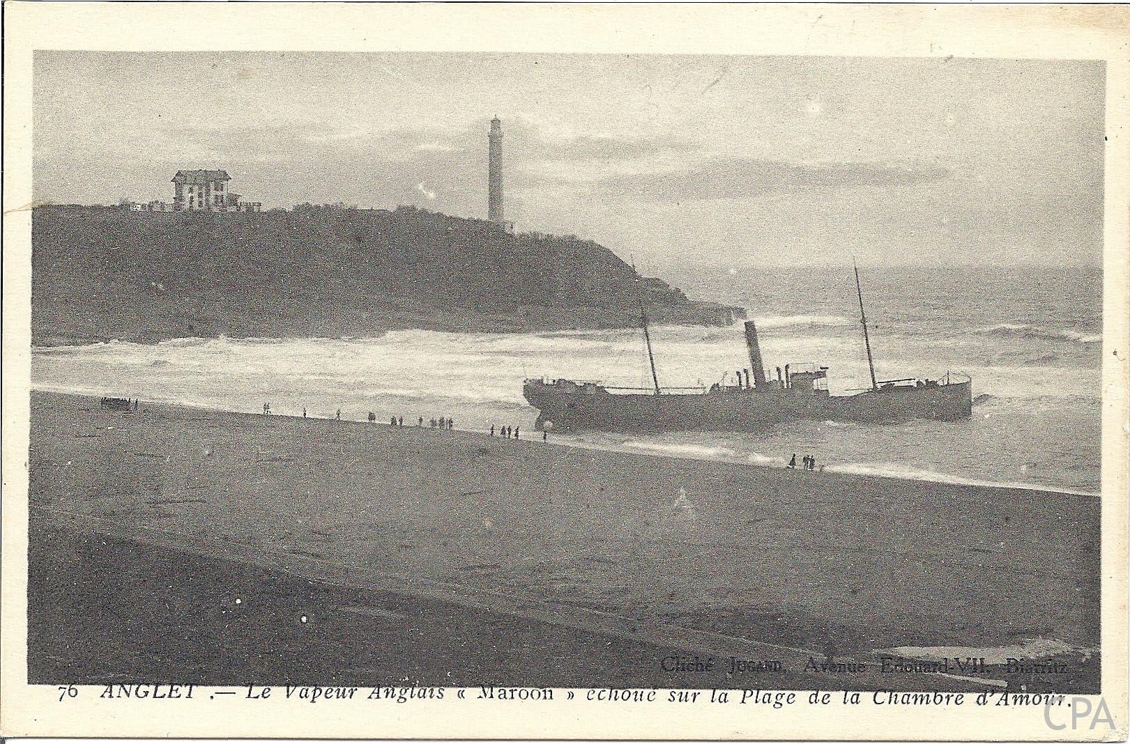 Le Vapeur Anglais "Maroon" échoué sur la Plage de la Chambre d'Amour.
