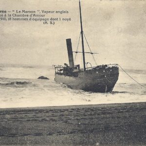 Biarritz-Moderne - "Le Maroon", Vapeur anglais échoué et brisé à la chambre d'Amour le 17 décembre 1910, 18 hommes d'équipage dont 1 noyé (A.S)