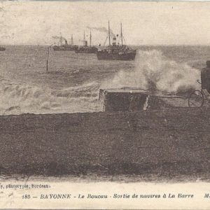 Le Boucau - Sortie de navires à la Barre