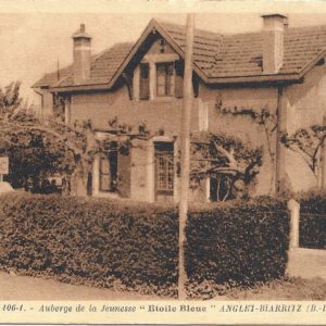 Auberge de la jeunesse "Etoile Bleue" ANGLET-BIARRITZ (B.-P)