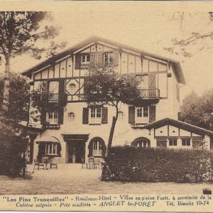 "Les Pins Tranquilles" Résidence Hôtel - Villa en pleine forêt, à proximité de la mer Cuisine soignée - Prix modérés ANGLET la-FORÊT