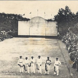 ANGLET (Basses-Pyrénées). - Fronton du Brun, Groupe de Pelotaris
