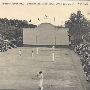 ANGLET (Basses-Pyrénées). - Fronton du Brun, une Partie de Pelote.