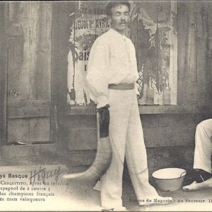 Chiquito et son élève Chiquitito, après un terrible match franco-espagnol de 2 contre 3. Les deux terribles champions français sont harassés mais vainqueurs