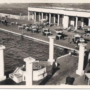 La Chambre d'Amour. La piscine