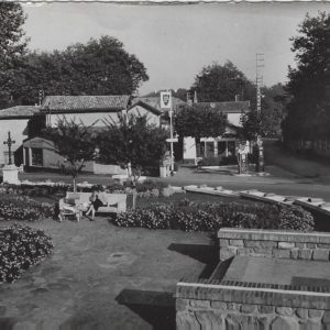 (B.-Pyr.) - Carrefour de la Chambre d'Amour et le Jardin Public