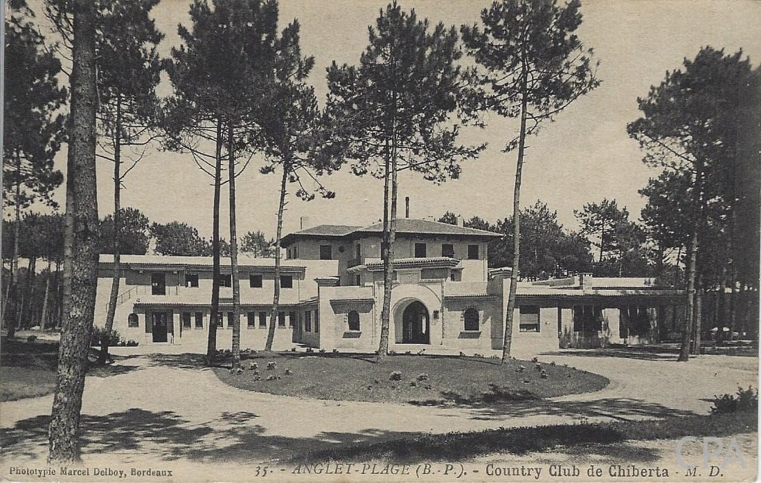 -PLAGE (B.-P.). Country Club de Chiberta