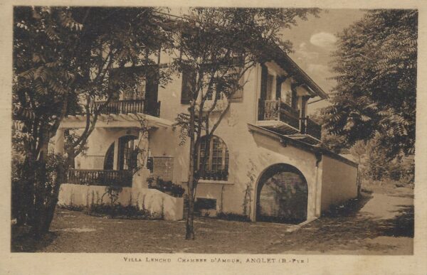 VILLA LENCHU CHAMBRE D'AMOUR, ANGLET (B.-Pyr)