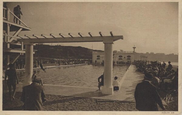 PYRENNEE-OCEAN Chambre D'AMOUR LA CELEBRE ET TRES FREQUENTEE PISCINE
