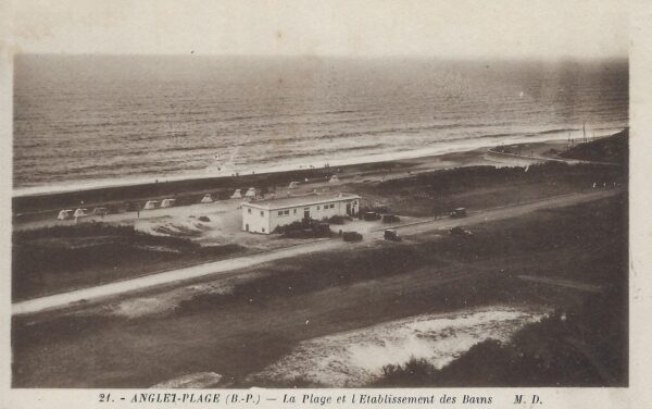 ANGLET-PLAGE (B.-P.) - La Plage et l'Etablissement des Bains