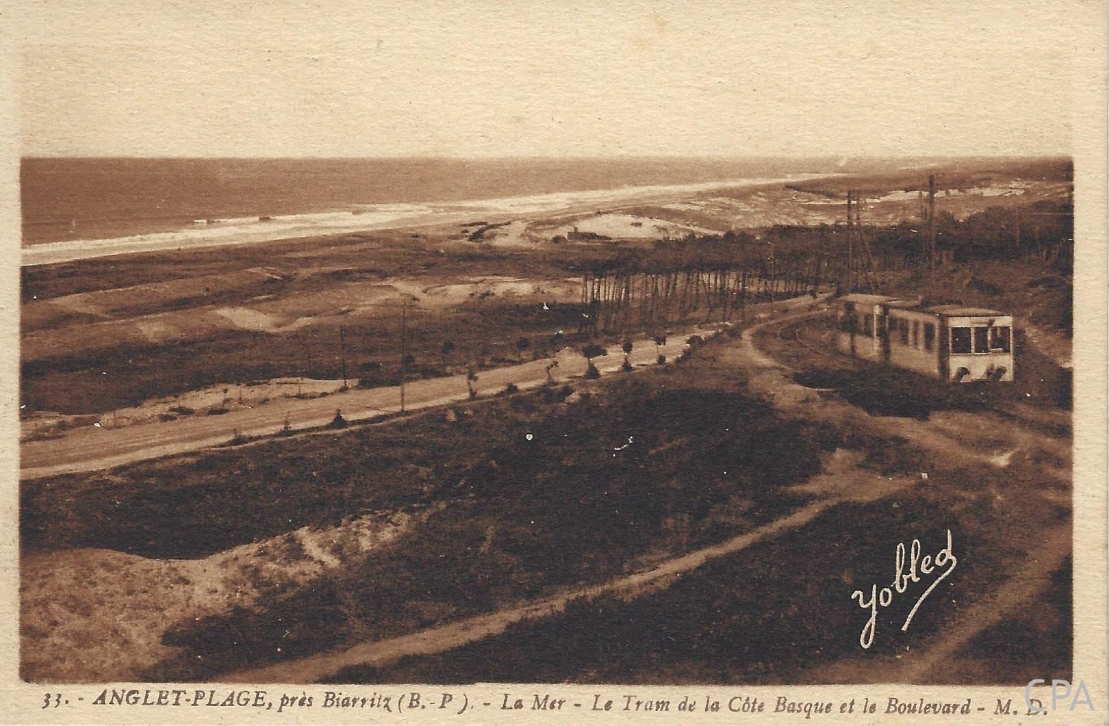 ANGLET-PLAGE, Près Biarritz (B.-P) - La Mer - Le Tram de la Côte Basque et le Boulevard